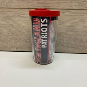 NFL NEW ENGLAND PATRIOTS 16 OZ TERVIS TUMBLER W/RED LID - MADE IN AMERICA